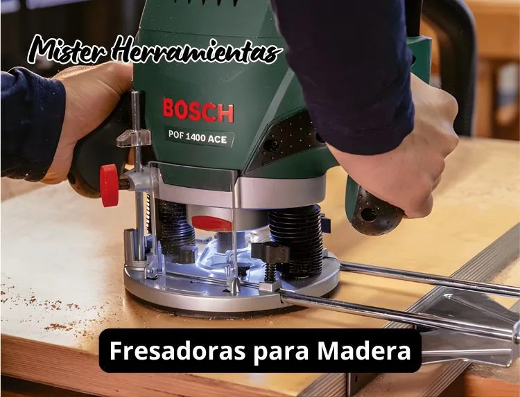 Persona utilizando una fresadora para madera Bosch en un trabajo de bricolaje sobre tablero de madera